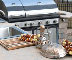 top-4-luxury-features-didnt-know-needed-outdoor-kitchen-image.png